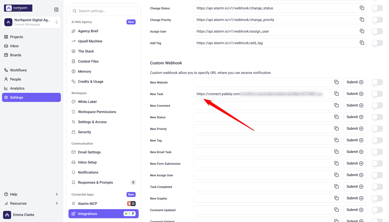 Custom Webhook list with a Pabbly URL (partly blurred) in the New Task field, arrow on that field